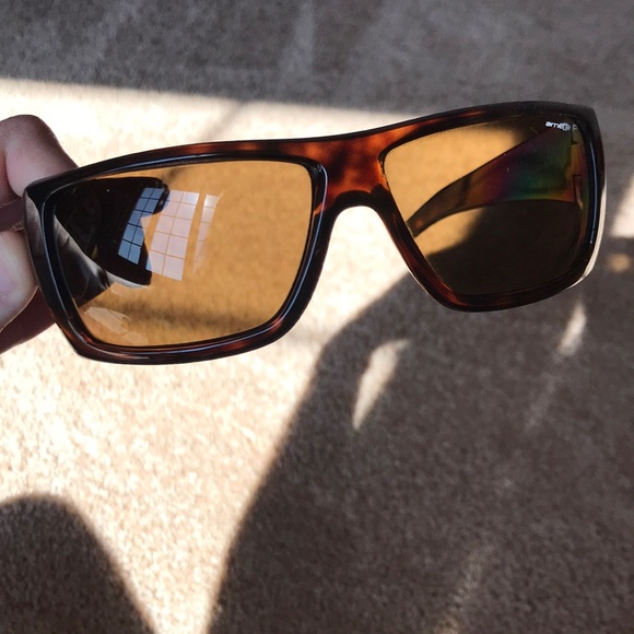 arnette polarized